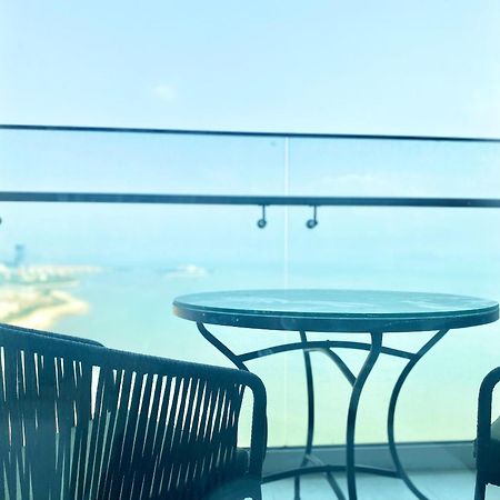 A La Carte Ha Long Apartment By The Beach Esterno foto