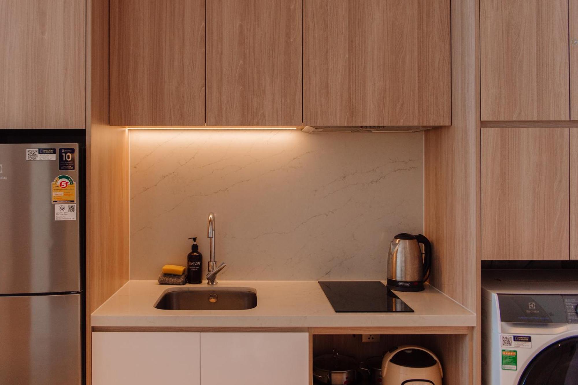 A La Carte Ha Long Apartment By The Beach Esterno foto