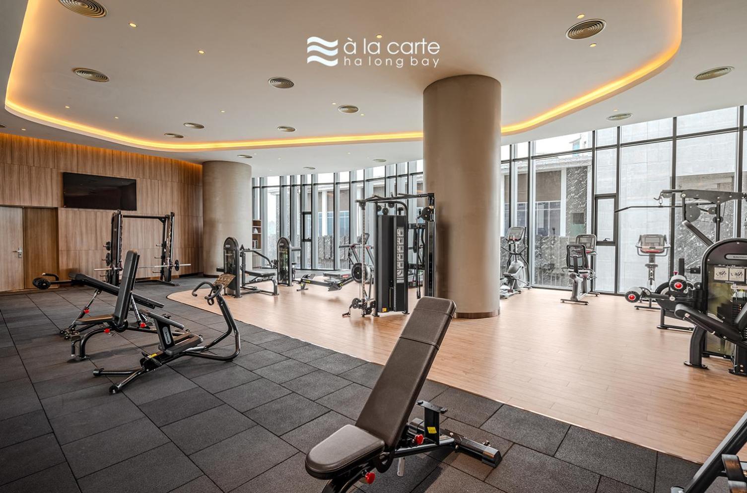 A La Carte Ha Long Apartment By The Beach Esterno foto