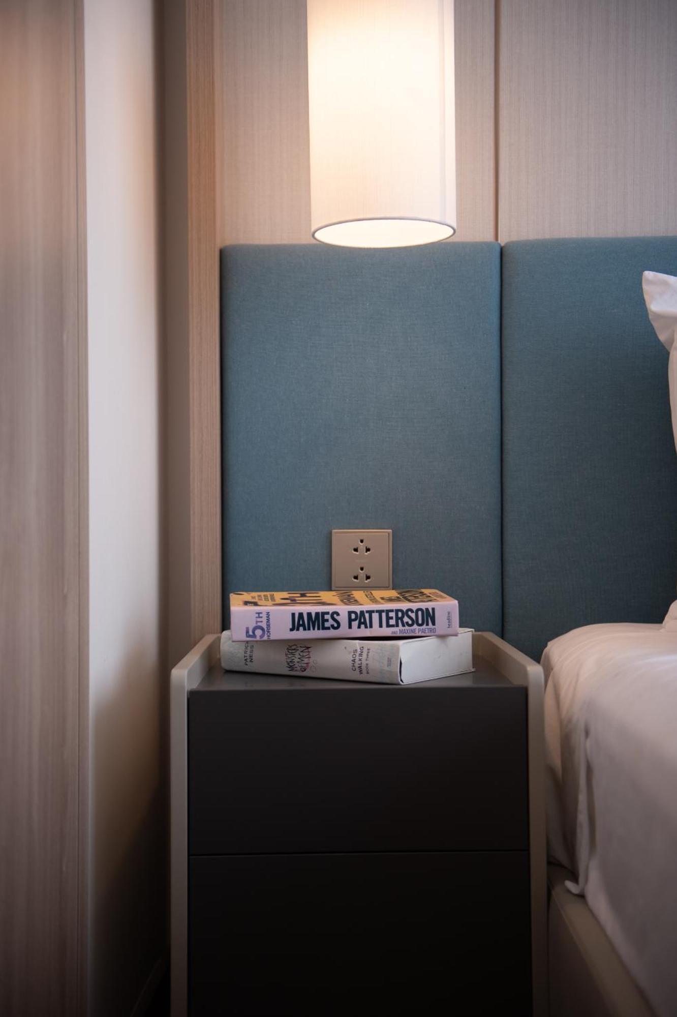 A La Carte Ha Long Apartment By The Beach Esterno foto