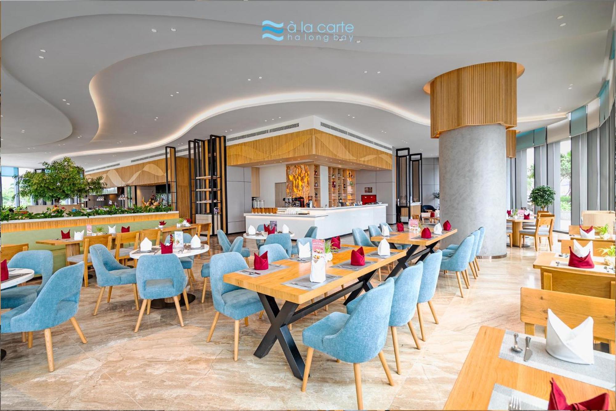 A La Carte Ha Long Apartment By The Beach Esterno foto