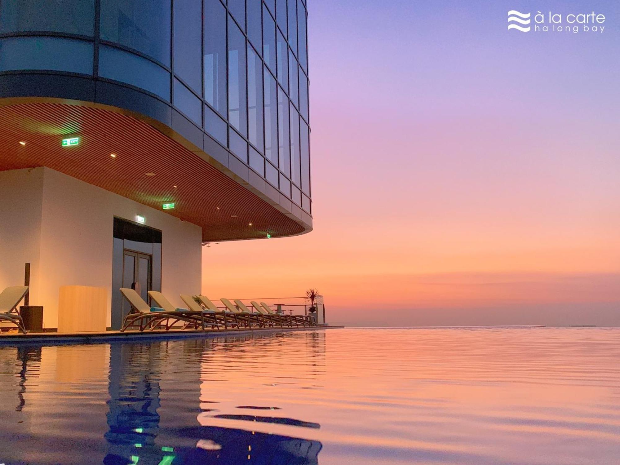A La Carte Ha Long Apartment By The Beach Esterno foto